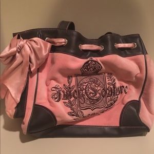 Juicy shoulder bag